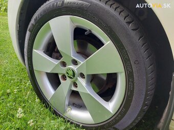 Škoda Octavia Combi 1.6 TDI 110k Style, Webasto, full servis - 13