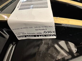 6894839 orig r19 BMW 5er G30 G31 635 Night Gold - 13