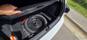 VW Golf 8  1,5 TSI - 13