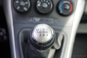 Predám Toyota Auris - 13