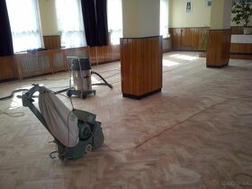 Pokladka linolea a PVC, renovácie drevenej podlahy. - 13