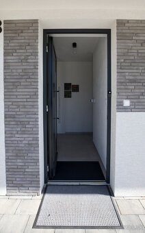 ZNÍŽENÁ CENA Predaj 4 izbový rodinný dom nedaleko Piešťan - 13