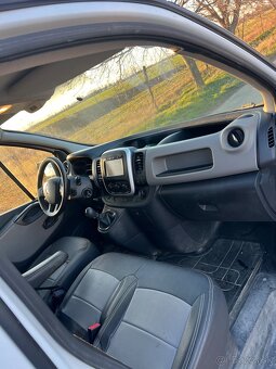 Renault Trafic - 13