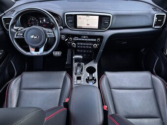 Kia SPORTAGE 1,6T-GDi 130kW AT7 4x4 GT-LINE - 13