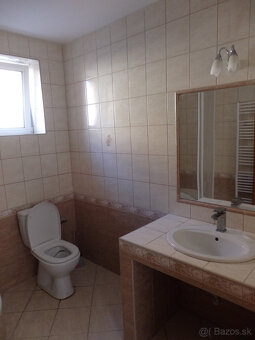 REZERVOVANÉ - 3 izbový rodinný dom v obci Šúrovce okr.Trnava - 13