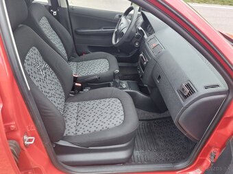 Škoda Fabia Combi 1.2 HTP 12V - 13