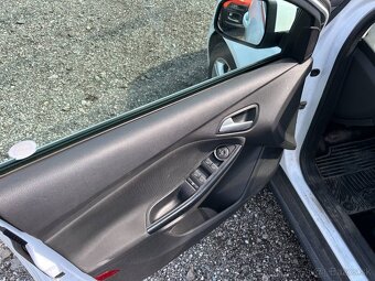 Ford Focus Kombi 1.6 TDCi DPF Trend - 13