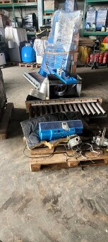 Plynový kotol Buderus 400kw v perfektnom stave - 13