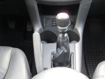 Toyota RAV4 2.2 D-4D 180 X LUX - 130 kW - 4x4 - 13