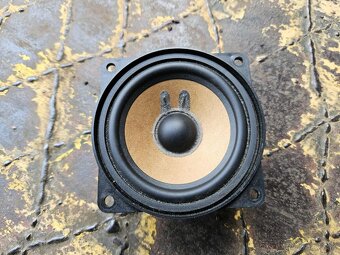 PREDAM AUDIO CANTON SKODA OCTAVIA 3 - 13