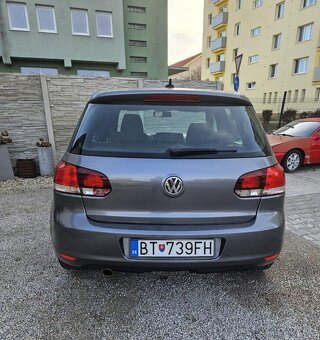 Volkswagen Golf 1.6TDI 77kW - nafta - 13