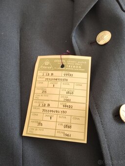 RETRO uniformy ČSAD s visačkami a odznakmi-nález z pody - 13