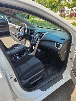 Hyundai I30 CW 1,6 CRDi - 13