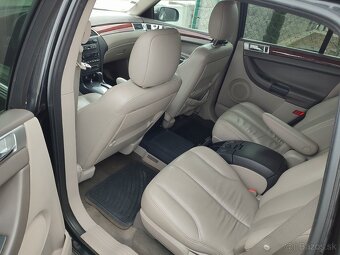 Chrysler pacifica - 13
