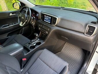 KIA SPORTAGE 1.6 T-GDI A/T 4x4 130kW / 1.MAJITEĽ / NEBÚRANÉ - 13