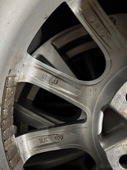 Zimná sada 6,5Jx16 + 215/60 R16 - 13