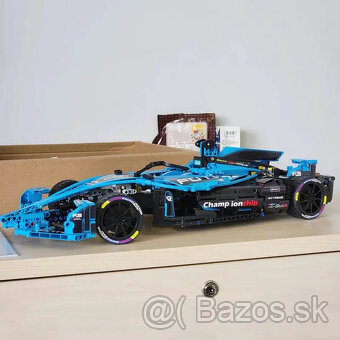 Technická stavebnica Formula E – nová 1667 dielov, RC+motory - 13