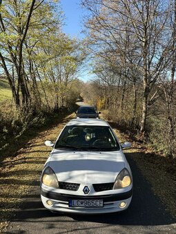 Renault Clio 1.4 16v - 13