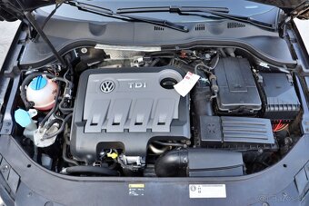 Volkswagen Passat 2.0 TDi 4x4 Highline - 13