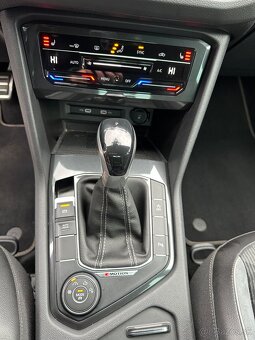 Volkswagen Tiguan R-Line 2.0 TDI 4Motion 4x4, R20, Virtual - 13