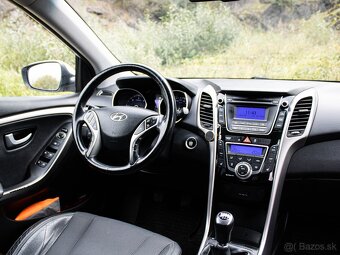 Hyundai i30 CW 1.6 CRDi 136 Family - 13
