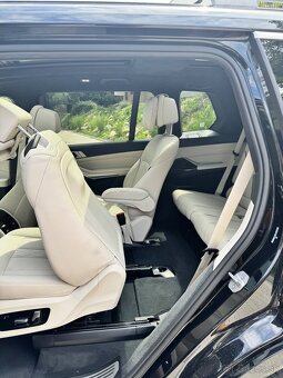 Predám BMW x7 - 13
