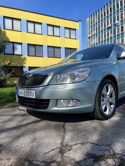Škoda Octavia 2 2.0TDI - 13