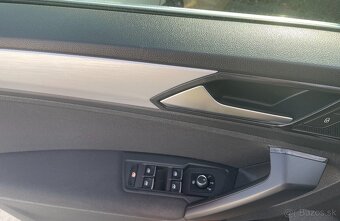 Volkswagen Tiguan 2.0 TDI SCR BMT Comfortline - 13