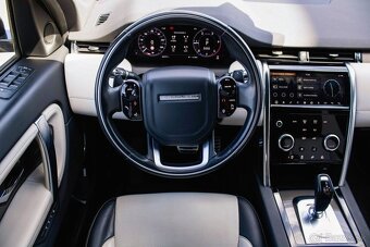 Land Rover Discovery Sport 2.0D SD4 SE AWD A/T - 13