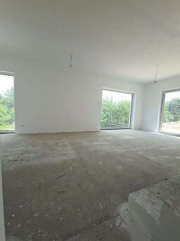 Novostavba v obci ,, Badín (prebieha kolaudácia) Badín - 13