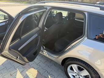 ŠKODA Octavia III Combi Ambition 1,6 TDi 85 kW A/T -rv.2019 - 13