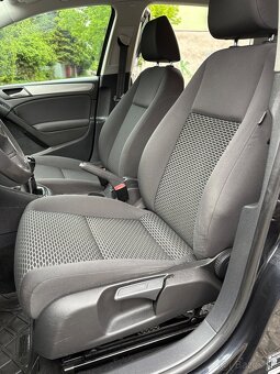 Volkswagen Golf 6 VI 1.6TDI - 13