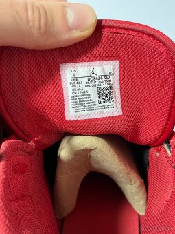 Nike Air Jordan 1 Mid - 13