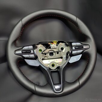 Prečalunenie a oprava volantov - 13