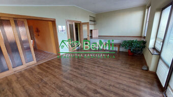 Na predaj rodinný dom s veľkým pozemkom v obci Práznovce - 13