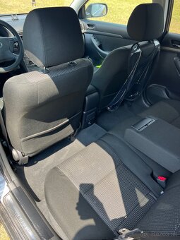 Toyota Avensis combi 2.2 D4D, r. v. 2007, 110kW - 13