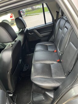 REZERVOVANE Land Rover Freelander 2 2.2 HSE 118kW - 13