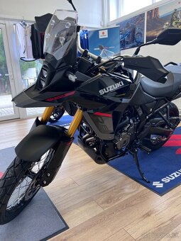 Suzuki V-strom 800 DE 2026 - 13