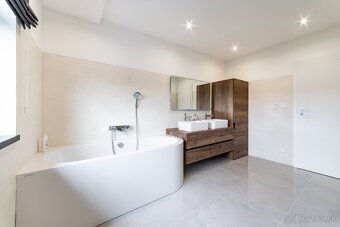 Luxusný 4-izbový byt, prenájom, 120 m2, Pri plavárni, Košice - 13