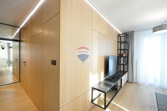 REZERVOVANÉ PREDAJ, DE LUXE 2-izbový byt, 62 m2, Svit, U - 13