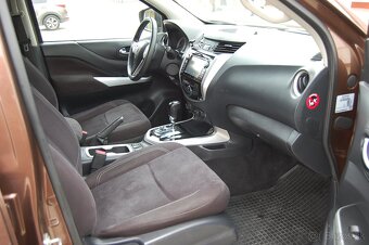 Nissan Navara DoubleCab 2.3 dCi 190k A/T Tekna 4x4 - 13
