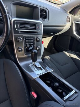 VOLVO S60 - 13