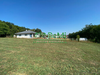 REZERVOVANÉ Pozemok Malý Lapáš 1 321 m2 ID 333-14-MIG - 13