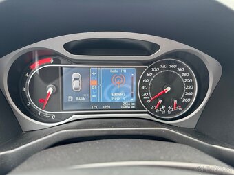 Ford Mondeo 2.0 TDCi DPF Titanium - 13