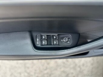 Volkswagen Passat B8 2.0 DSG - 13