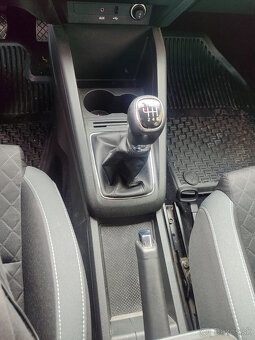 Škoda Fabia Combi 1.2 TSI 81kw Style - 13