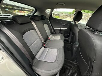 KIA Cee’d Hatchback 74kw Manuál - 13