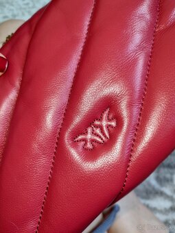 Kožená kabelka Pinko puff - 13