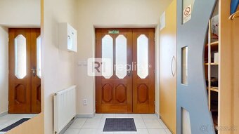 Lukratívna 7 izb. nehnuteľnosť / Floreát Piešťany - 13