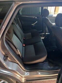 2012  Ford Mondeo MK4  2.0 TDCI 103KW MANUÁL-6 - 13